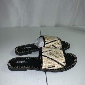 Beautiful Flat Sandals